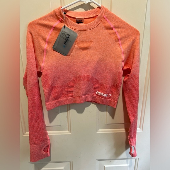 Gymshark Long Sleeve Crop Top - Medium NWT - Picture 2 of 6